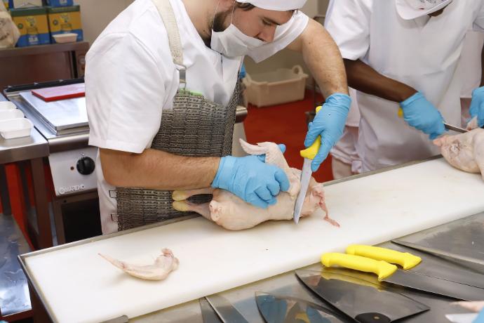 Curso de especialidad: Operaciones auxiliares de carnicería y charcutería