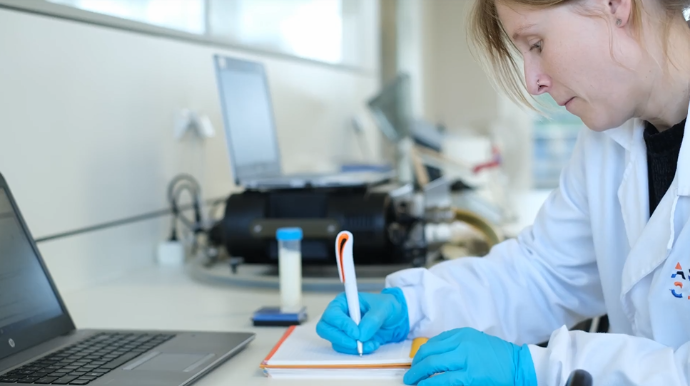 Optimización de procesos con Lean Kaizen e inteligencia artificial